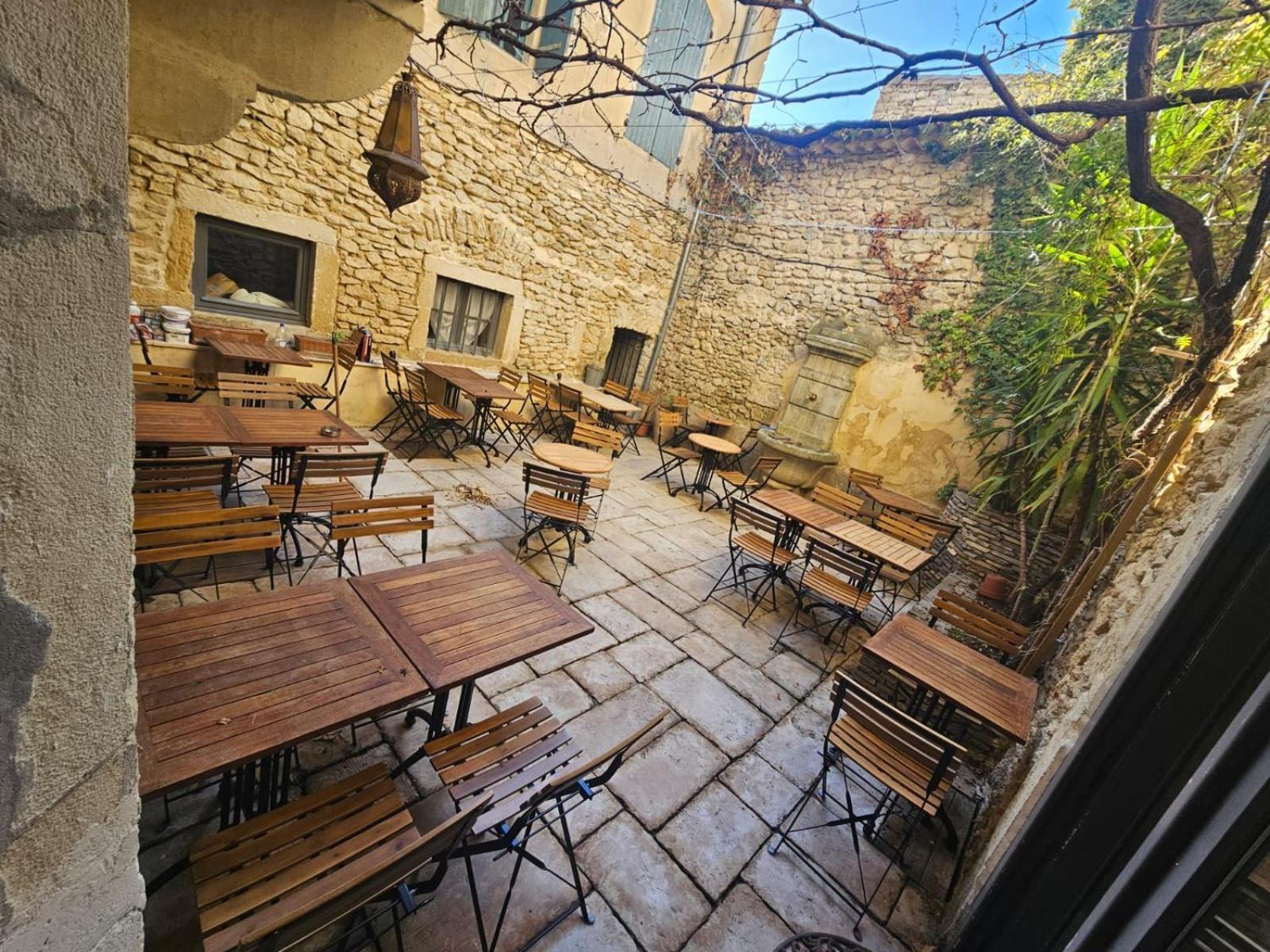 Готель Le Patio Гриньян Екстер'єр фото